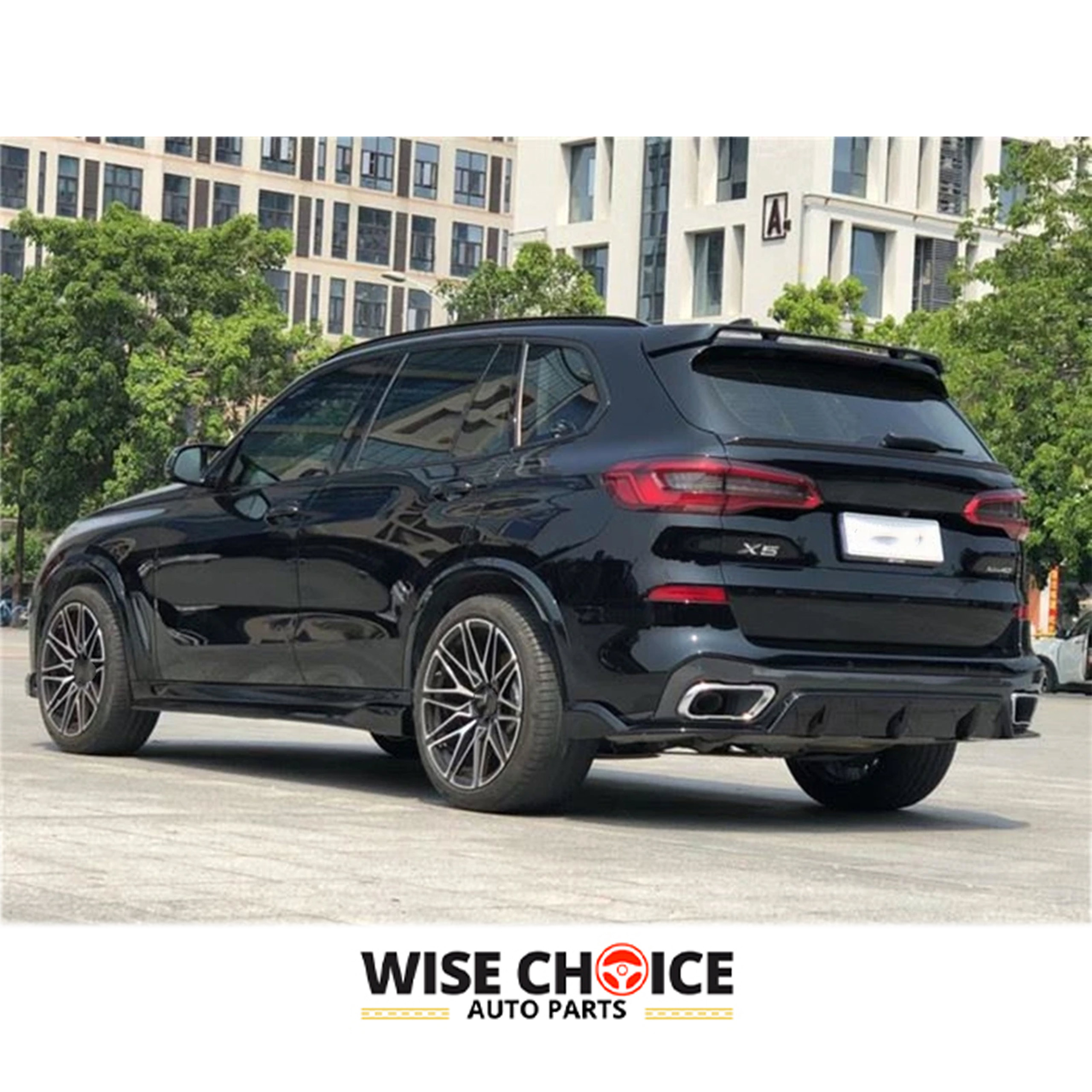 2019-2022 G05 BMW X5 fitted with Dry Carbon Fiber Rear Window Roof Spoiler