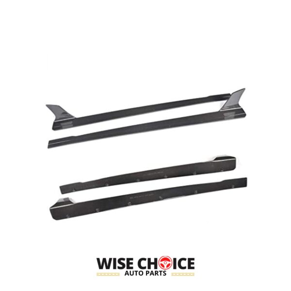 High-quality Carbon Fiber Side Skirts for Audi R8 models from 2006 to 2015.