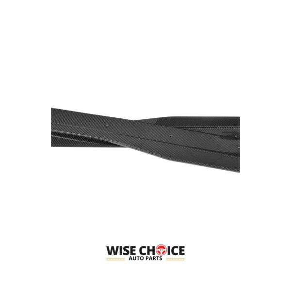 015-2017 VW Golf 7 R/R-Line with installed carbon fiber side skirts