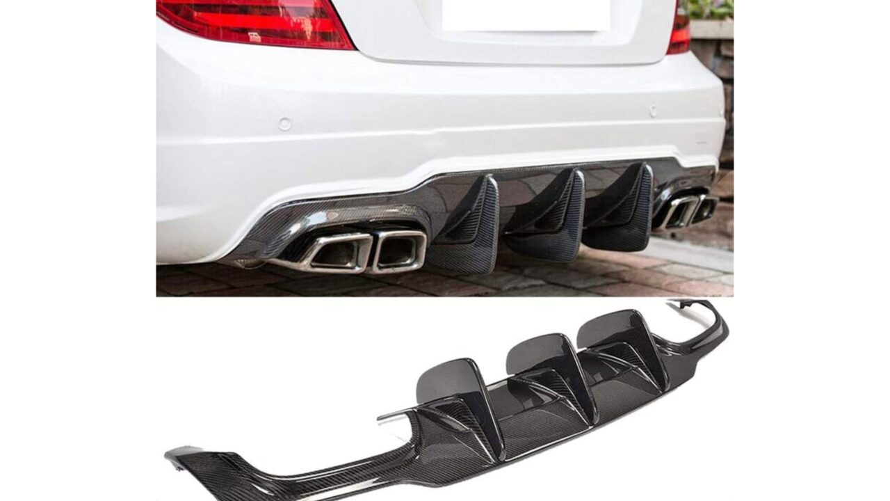 Mercedes C300 Sport/C63 AMG with a fitted W204 Carbon Fiber Rear Diffuser