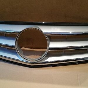 C-Class 2008-2015 AMG Sport Grille in Silver/Chrome